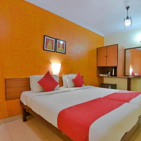 Hotel Manoshanti 帕纳吉 外观 照片