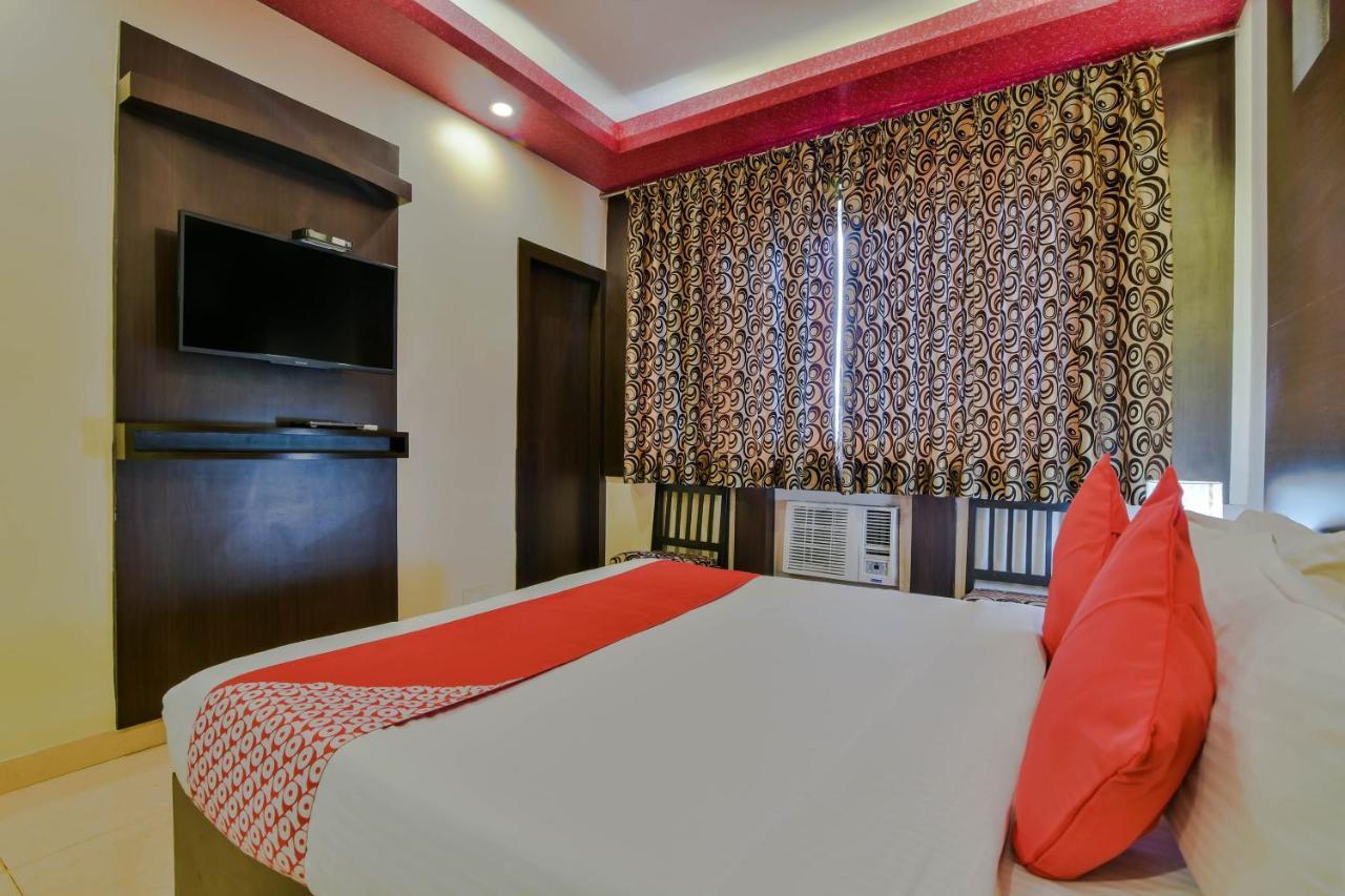 Hotel Manoshanti 帕纳吉 外观 照片
