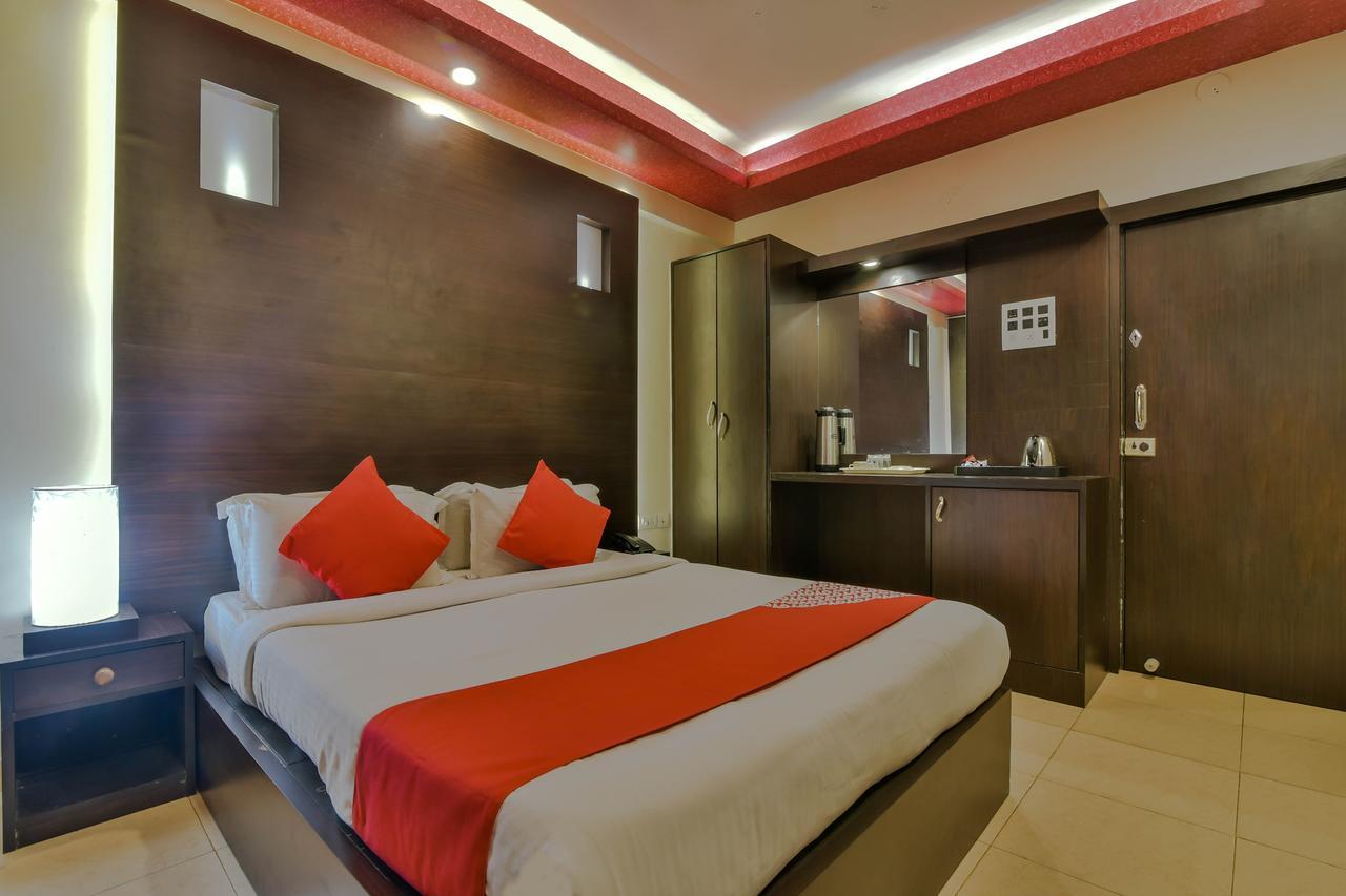 Hotel Manoshanti 帕纳吉 外观 照片