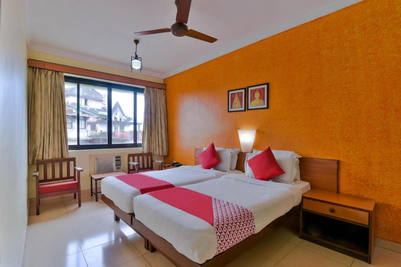 Hotel Manoshanti 帕纳吉 外观 照片