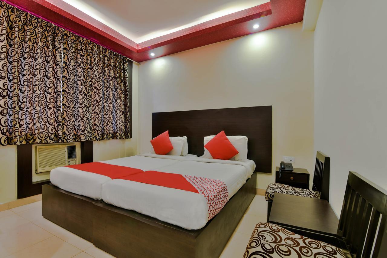 Hotel Manoshanti 帕纳吉 外观 照片