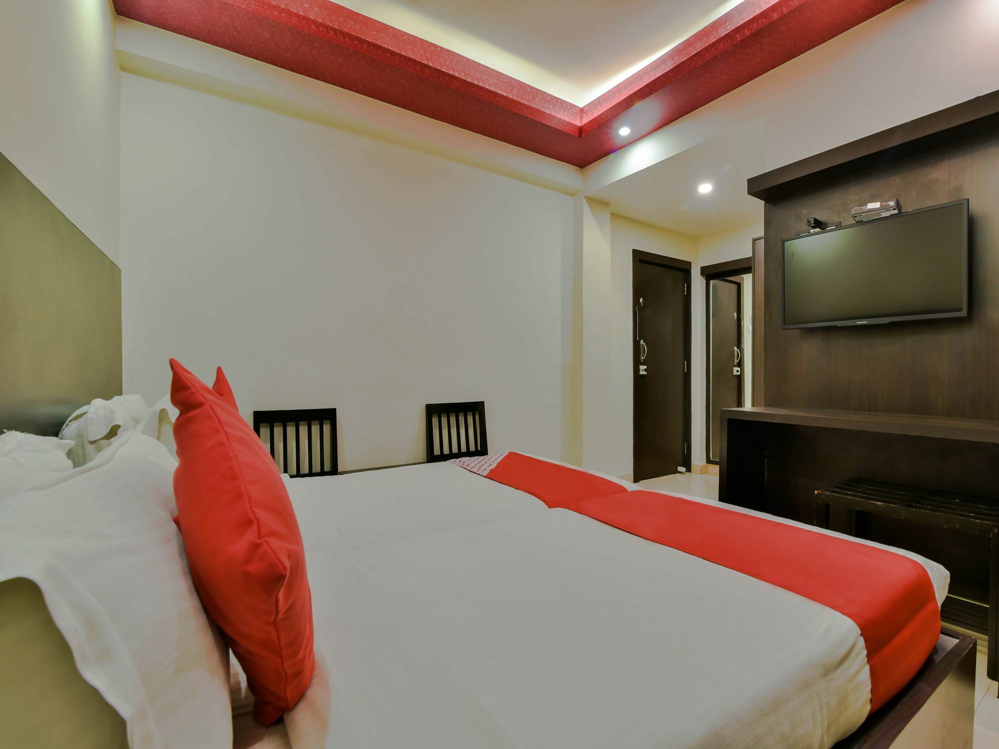 Hotel Manoshanti 帕纳吉 外观 照片